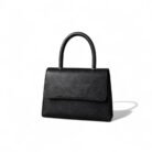 Bazyial negro fondo blanco