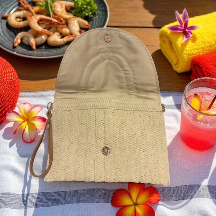 Bolso ANDEL de paja beige abierto