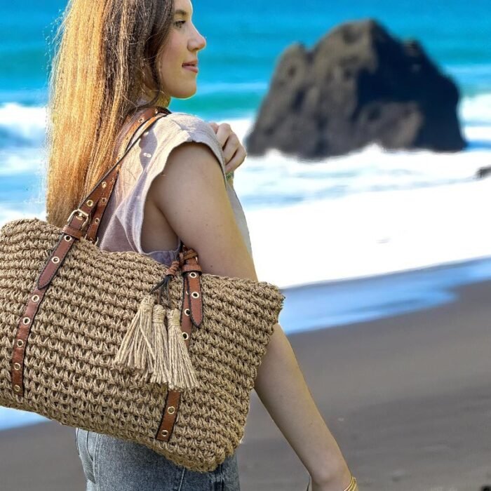 Bolso Camila Caqui modelo