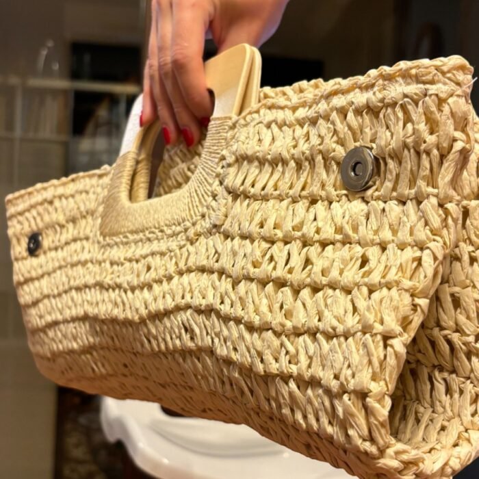 Bolso MORE Beige Claro doblado Bolso MORE Beige Claro doblado