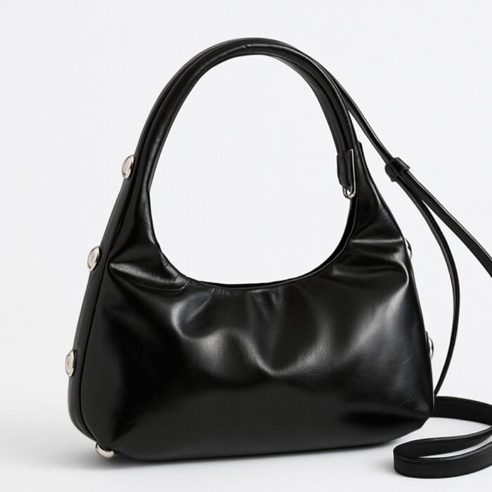 Bolso sach negro detrás