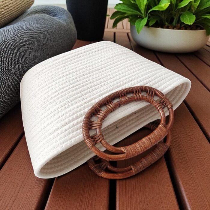 Emilia blanco tumbado Emilia blanco tumbado